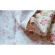 coupon tissu Japonais 55x49cm petite sakura fleur doré ivoire 103 [HOSHIZAKURA]