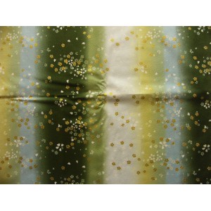 coupon tissu crêpe Chirimen Japonais 55x49cm pétale fleur vert 29 [C-BOKASHI]